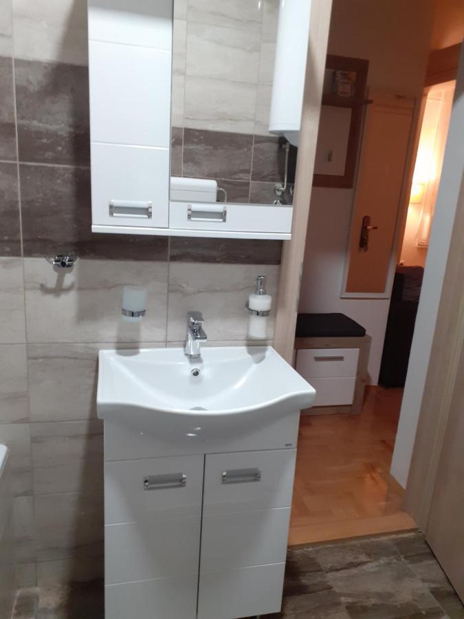 Ferienwohnung Apartman Vlada Pirot Exterior foto